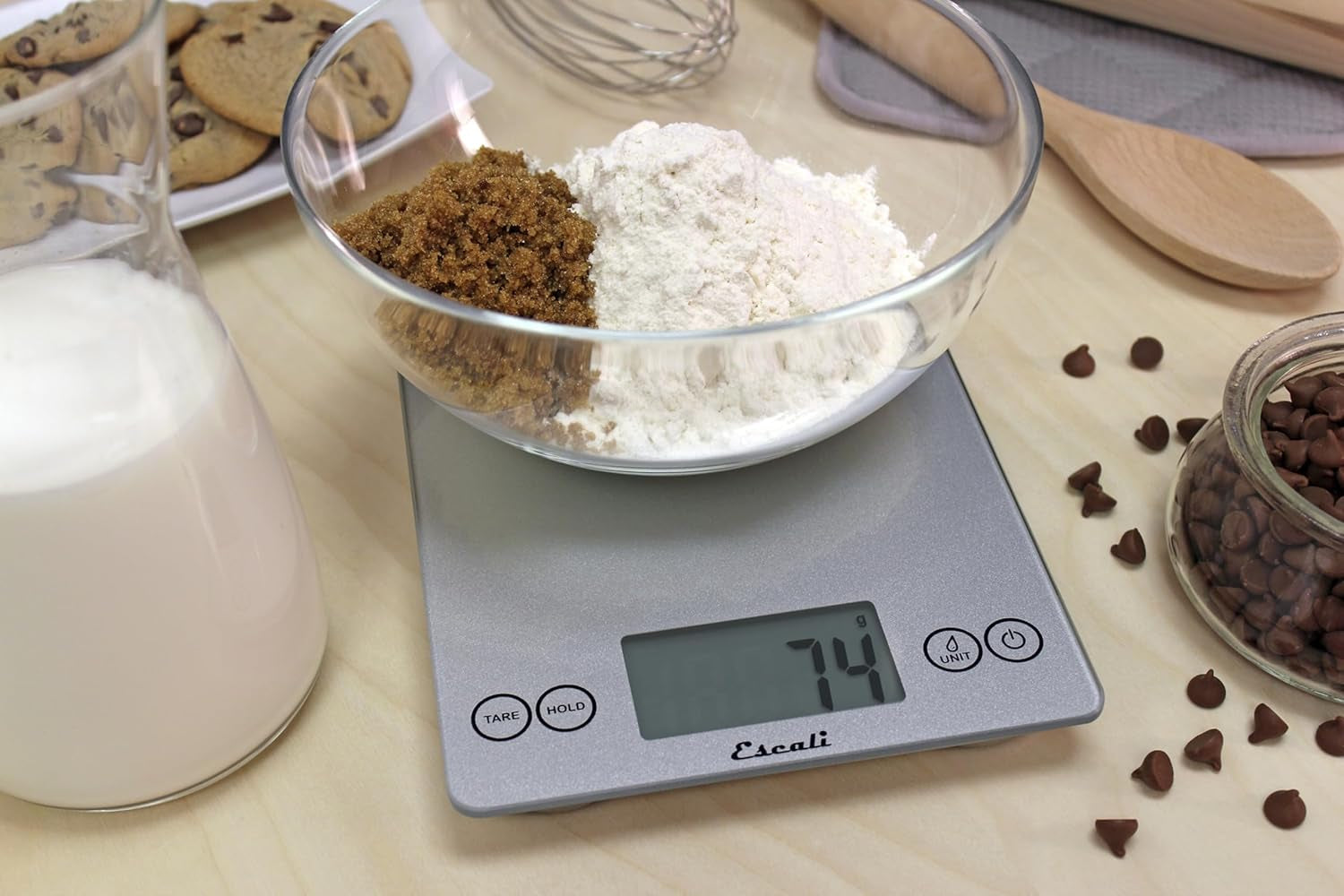 Arti Glass Food Scale Digital Countertop Kitchen, Baking and Cooking Scale with Nutrition and Calorie Counter, 15-Pound Capacity, 9" X 6.5" X .75", Shiny Silver